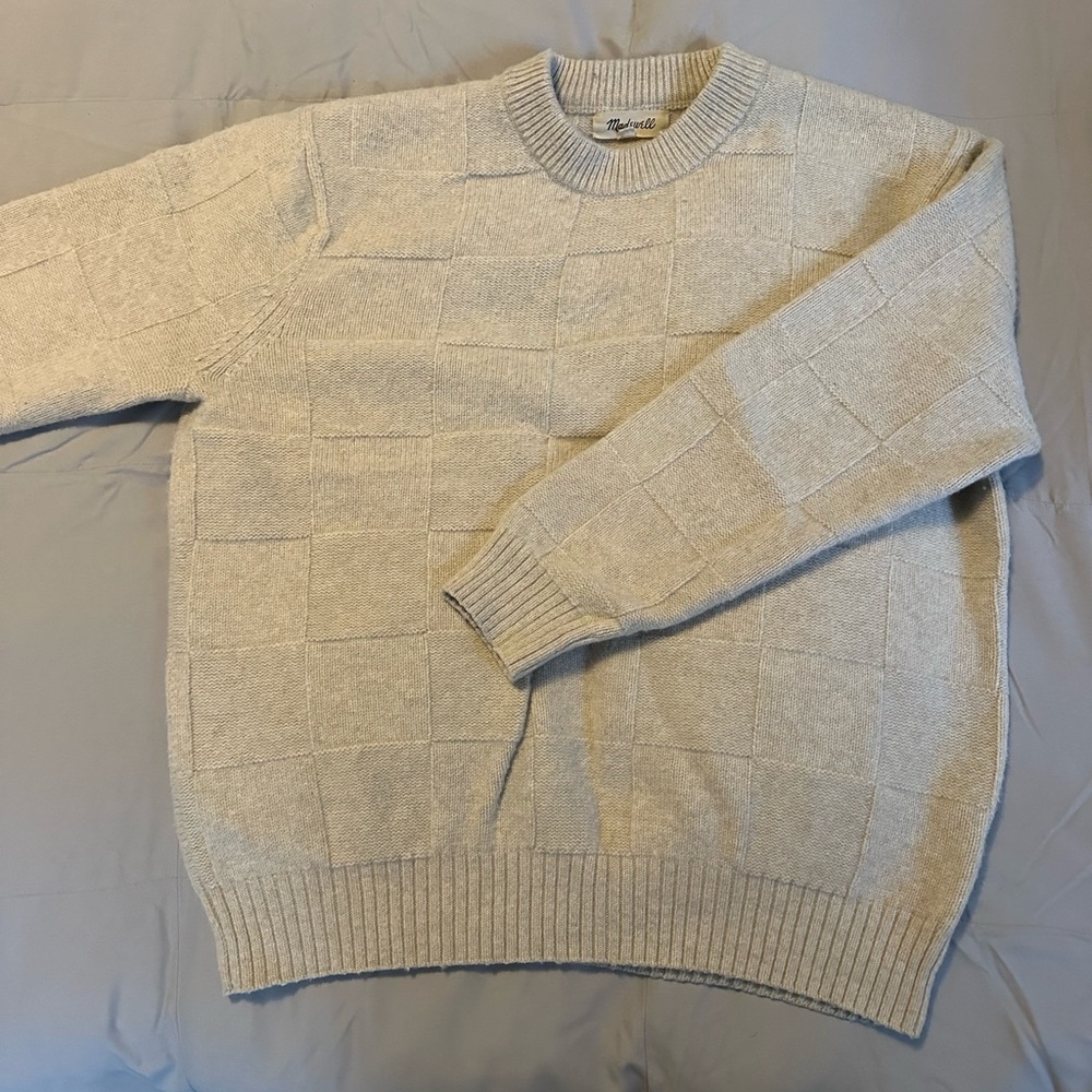 Madewell men’s sweater Medium.